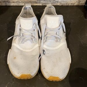 Adidas men’s tennis shoes